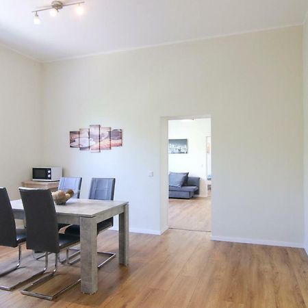Apartmondo Ferienwohnung Золінген Екстер'єр фото